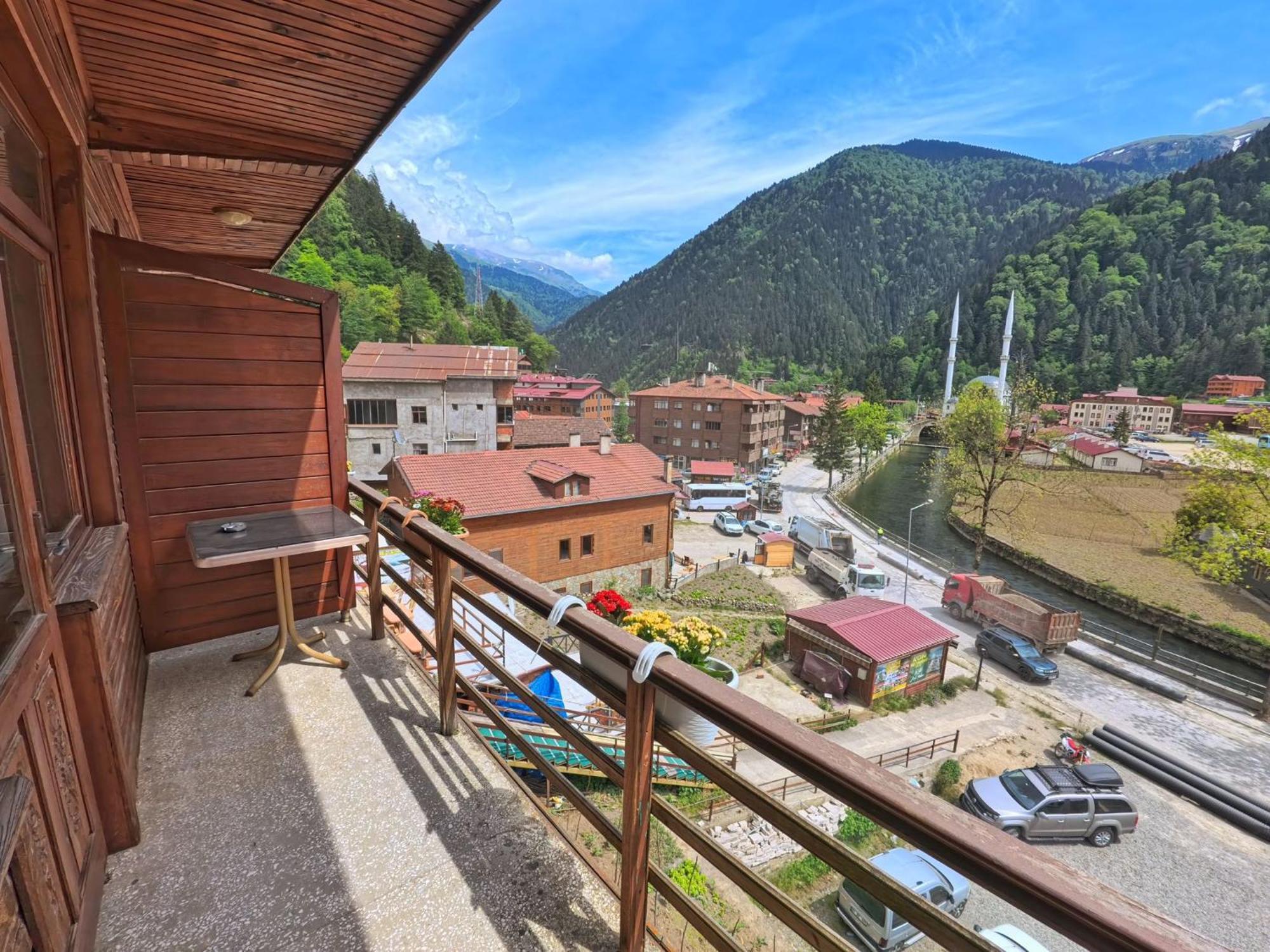 Jabal Uzungol Otel Exteriér fotografie